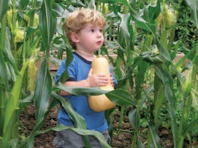 Country Lore: Passing on a Passion for Gardening Image